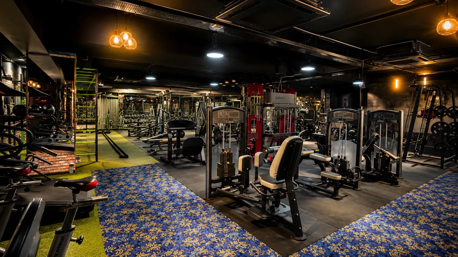 The strength and equipment floor at V2 Fitness Zone Sainikpuri